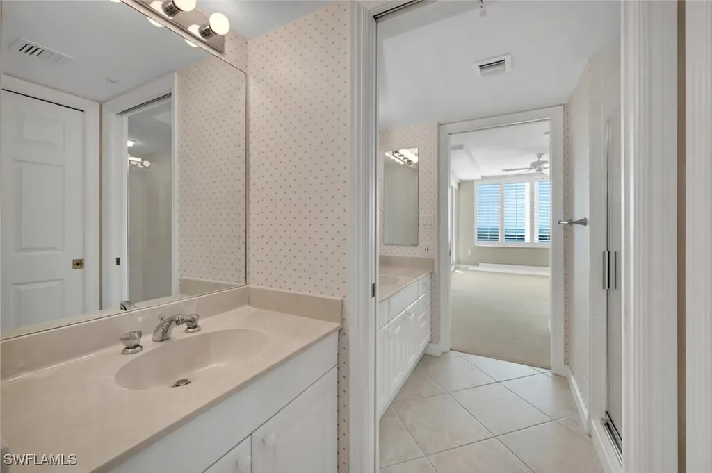 6849 Grenadier Boulevard Naples FL 34108