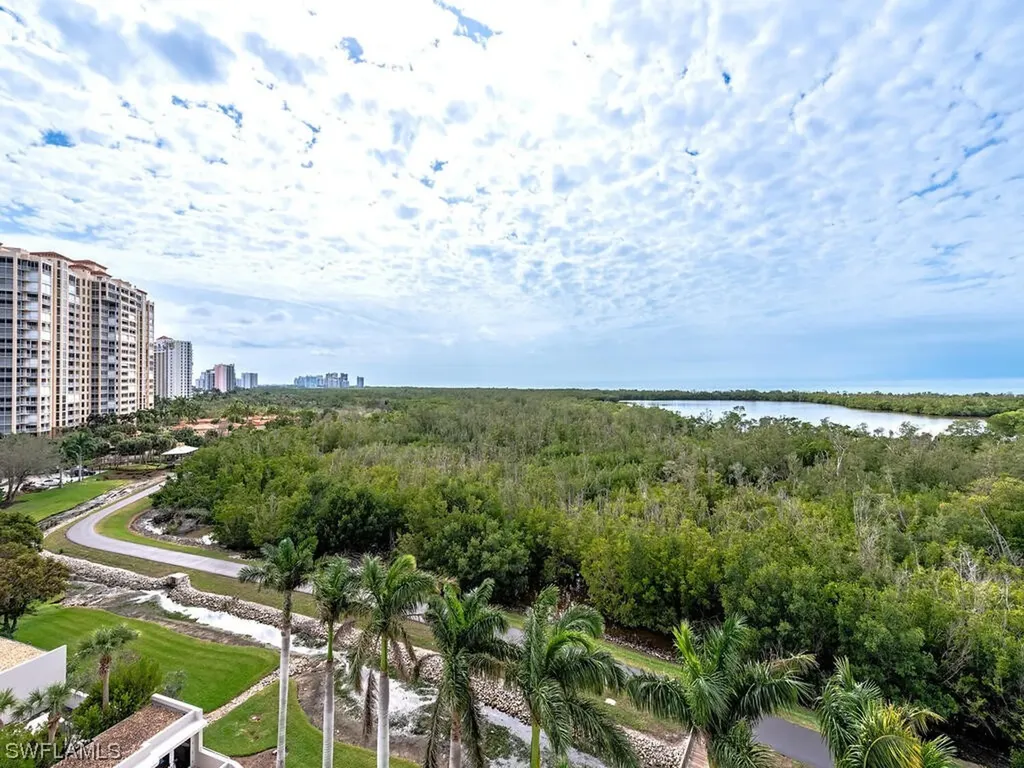 6849 Grenadier Boulevard Naples FL 34108