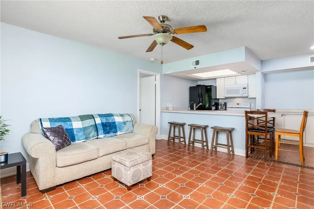 4275 27th Court SW Naples FL 34116