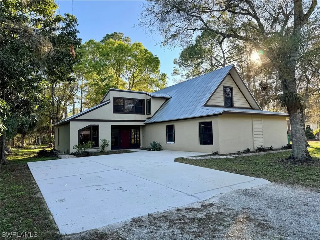 5160 Hickory Wood Drive Naples FL 34119