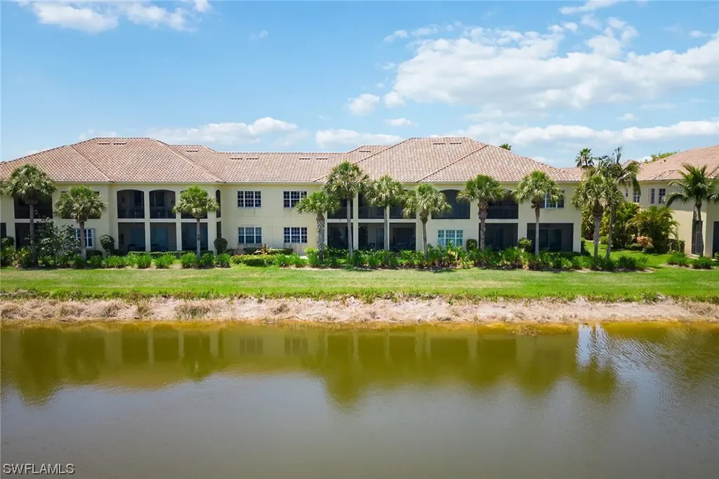 3725 Montreux Lane Naples FL 34114