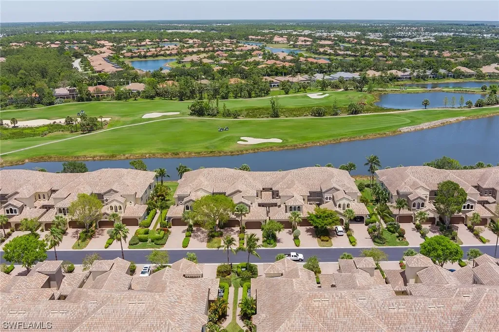 3725 Montreux Lane Naples FL 34114