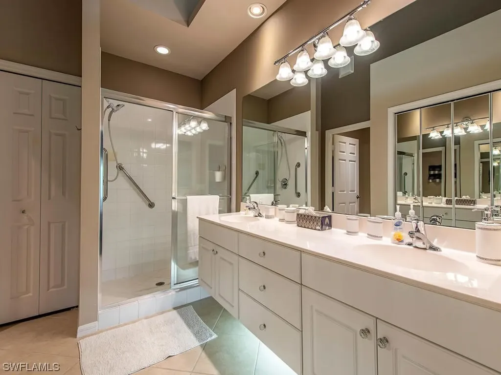 2370 Hidden Lake Court Naples FL 34112