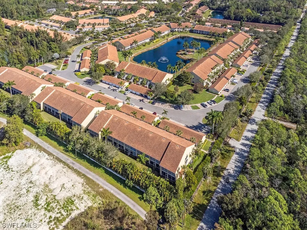 2370 Hidden Lake Court Naples FL 34112