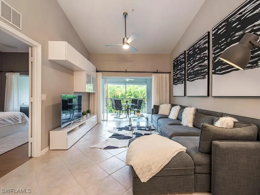 2370 Hidden Lake Court Naples FL 34112
