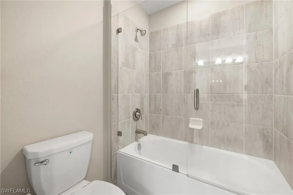 17527 Elkgrove Lane Estero FL 33928