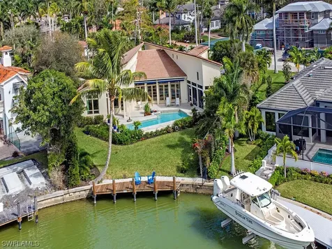 2397 Beacon Lane Naples FL 34103