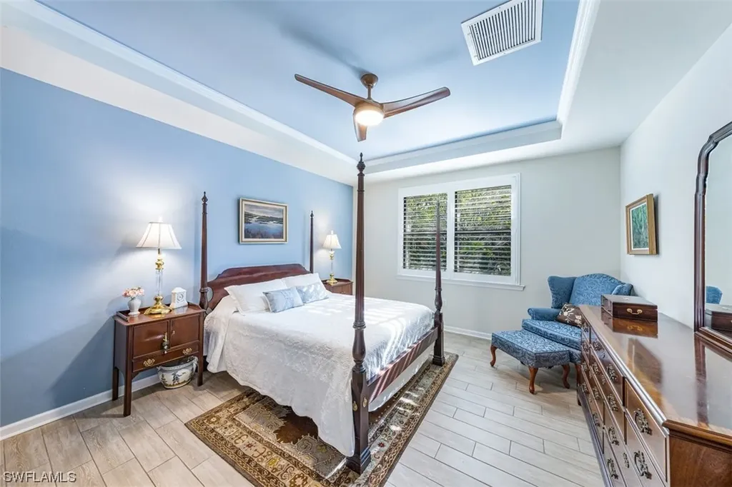 7267 Live Oak Drive Naples FL 34114