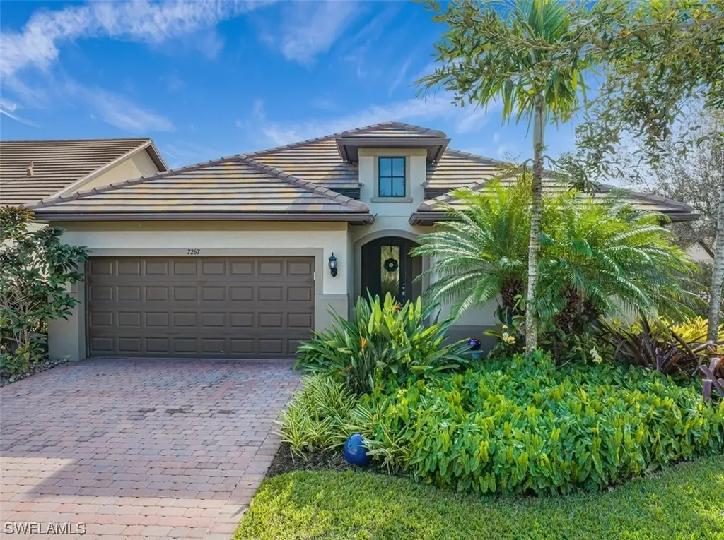 7267 Live Oak Drive Naples FL 34114