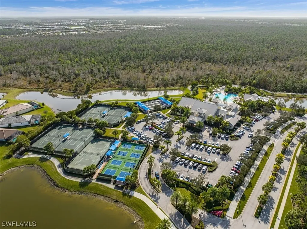 7267 Live Oak Drive Naples FL 34114