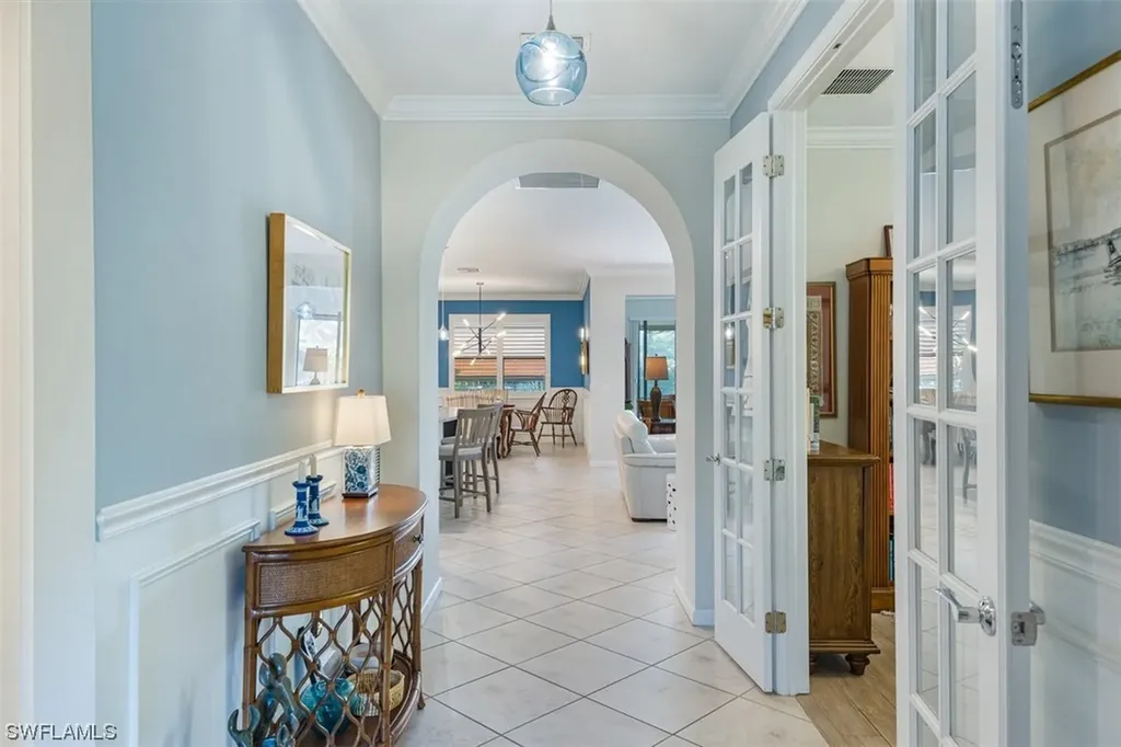 7267 Live Oak Drive Naples FL 34114