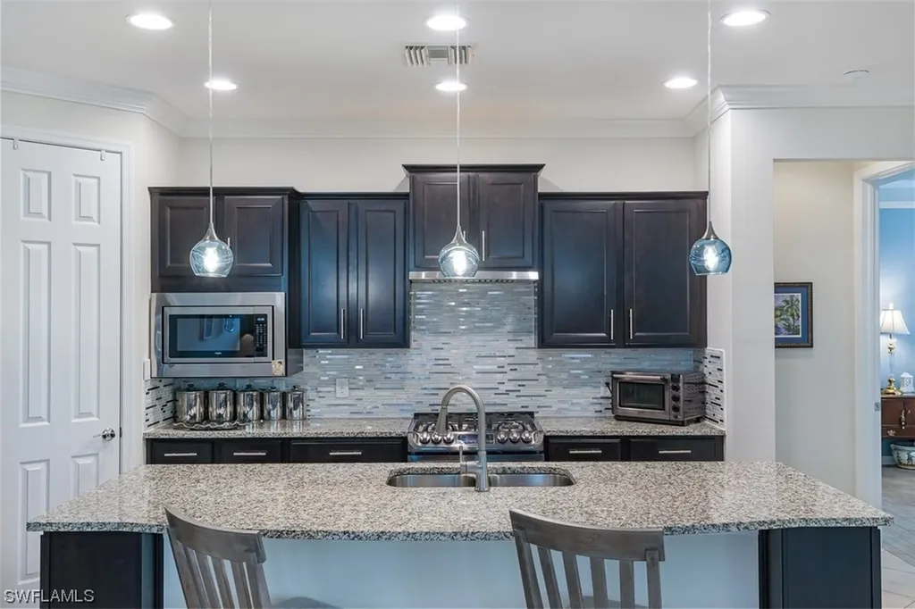 7267 Live Oak Drive Naples FL 34114