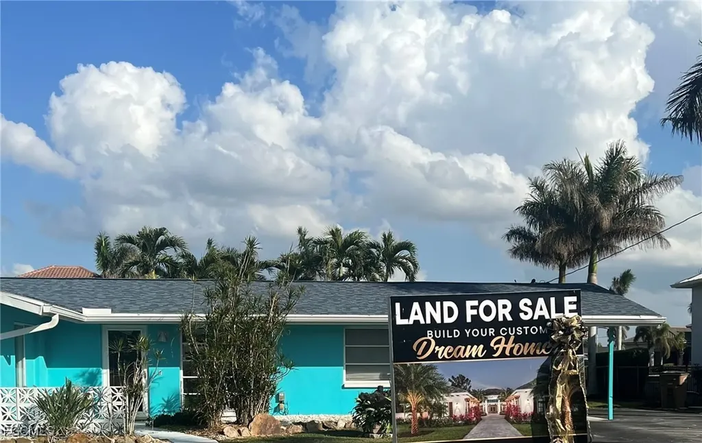 5015 Sorrento Court Cape Coral FL 33904
