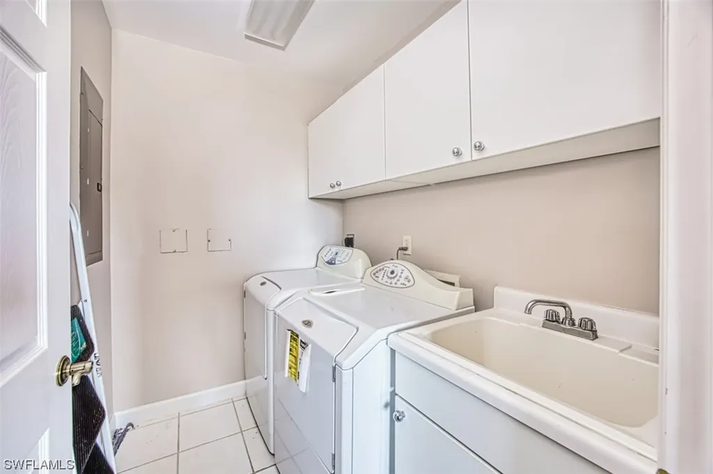 14200 Royal Harbour Court Fort Myers FL 33908