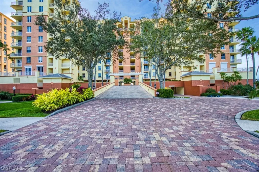14200 Royal Harbour Court Fort Myers FL 33908