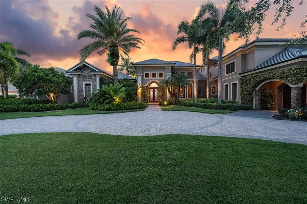 4473 Wayside Drive Naples FL 34119