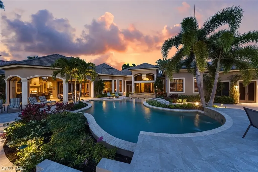 4473 Wayside Drive Naples FL 34119
