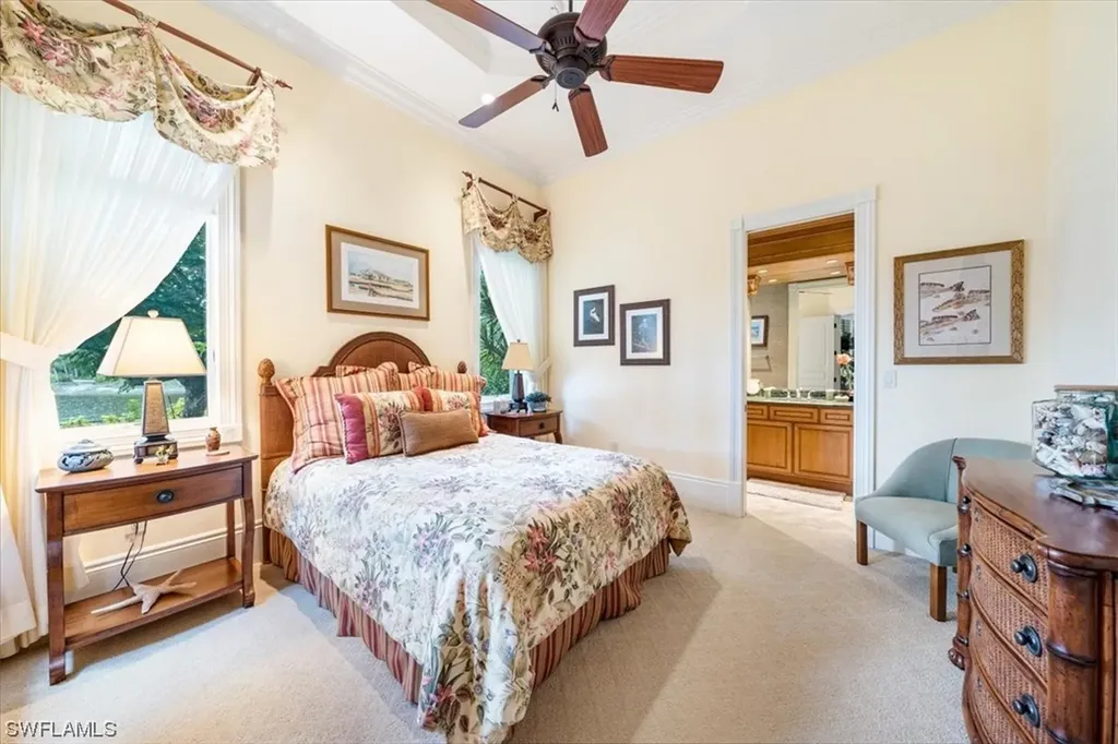 4473 Wayside Drive Naples FL 34119