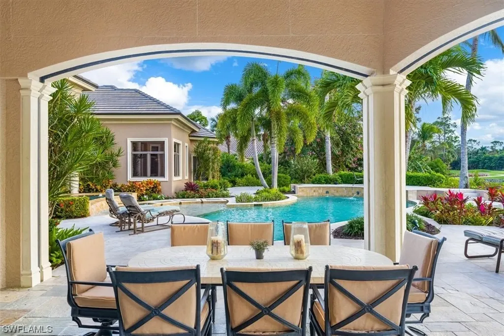 4473 Wayside Drive Naples FL 34119