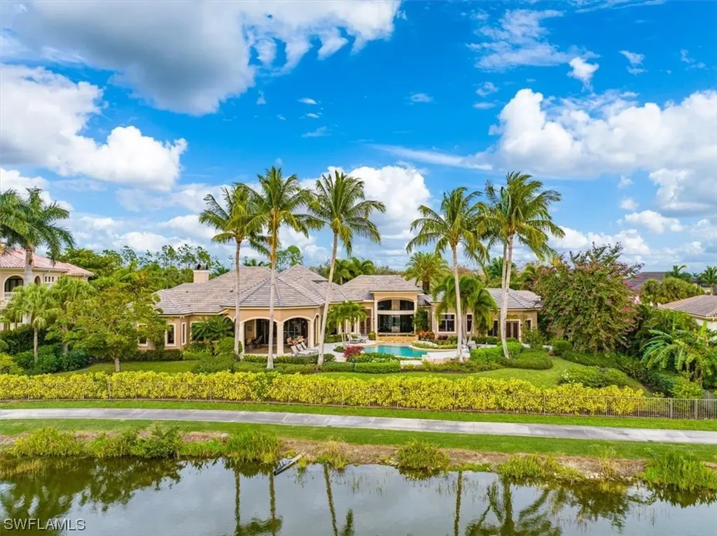 4473 Wayside Drive Naples FL 34119