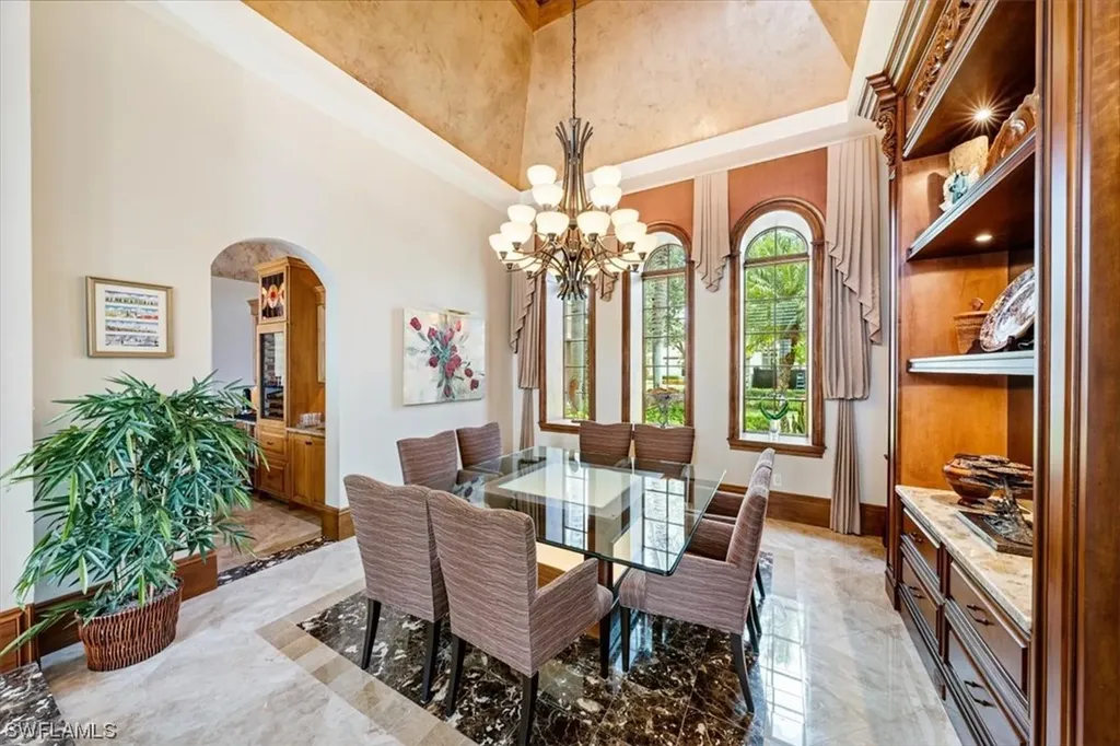 4473 Wayside Drive Naples FL 34119
