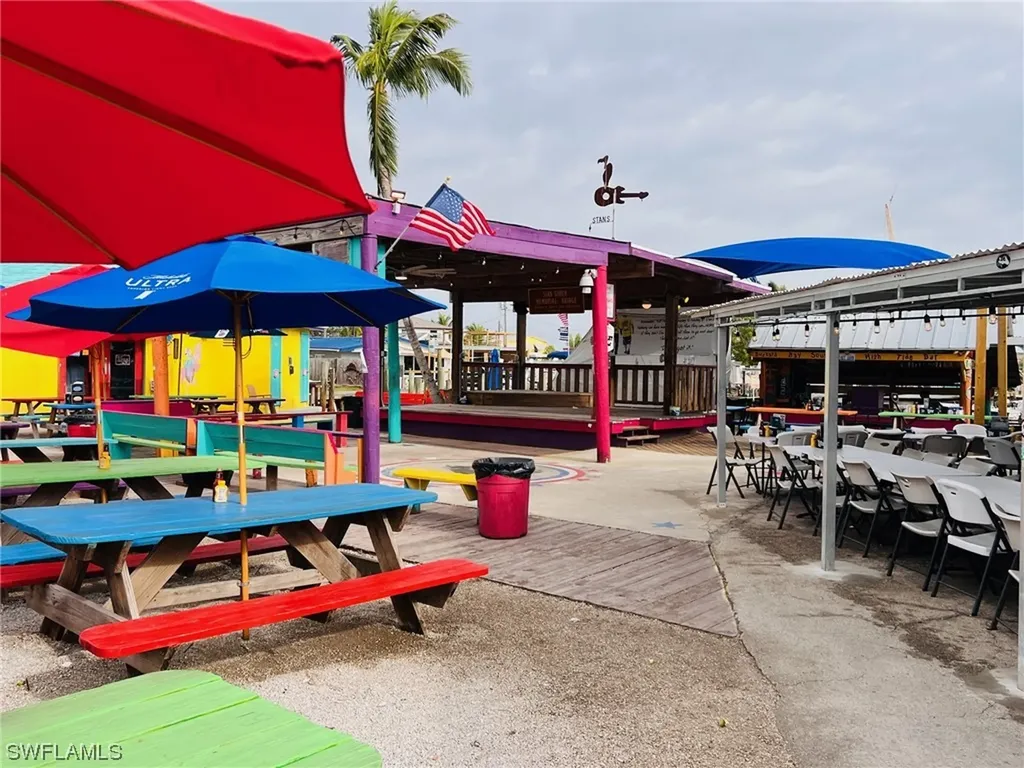 385 Angler Drive Goodland FL 34140