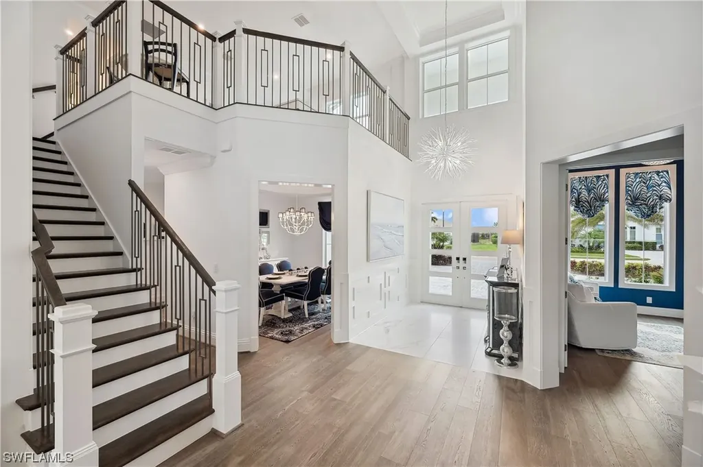 8955 Redonda Drive Naples FL 34114