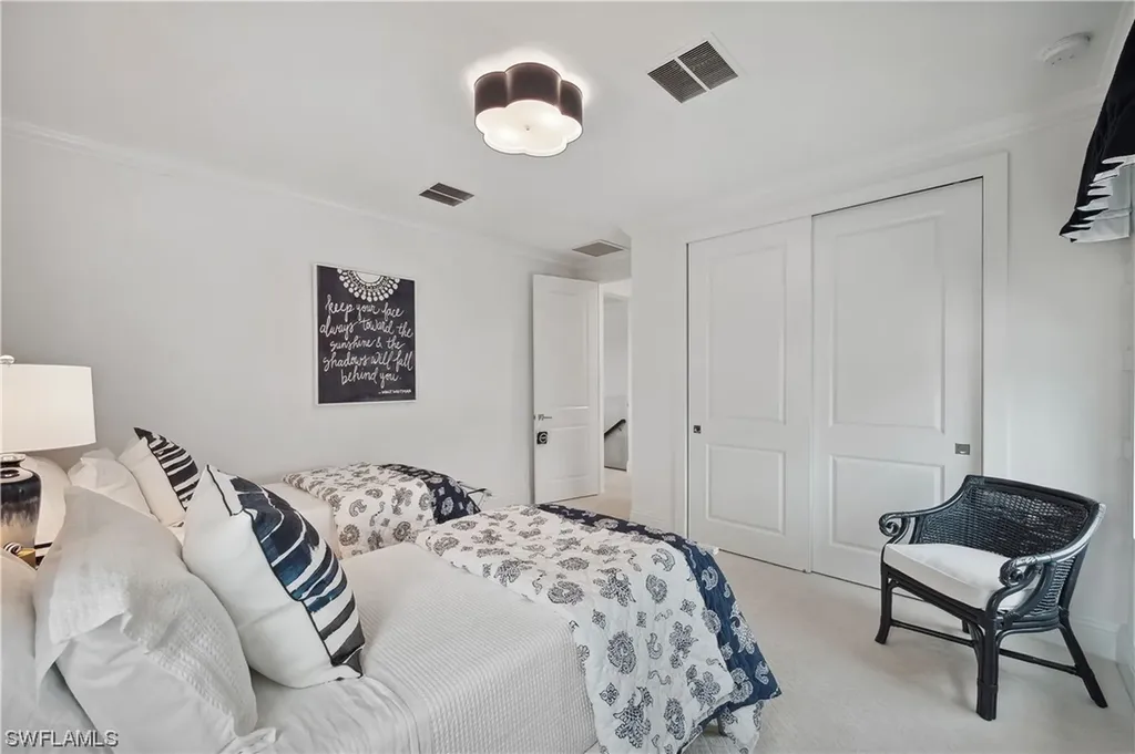 8955 Redonda Drive Naples FL 34114