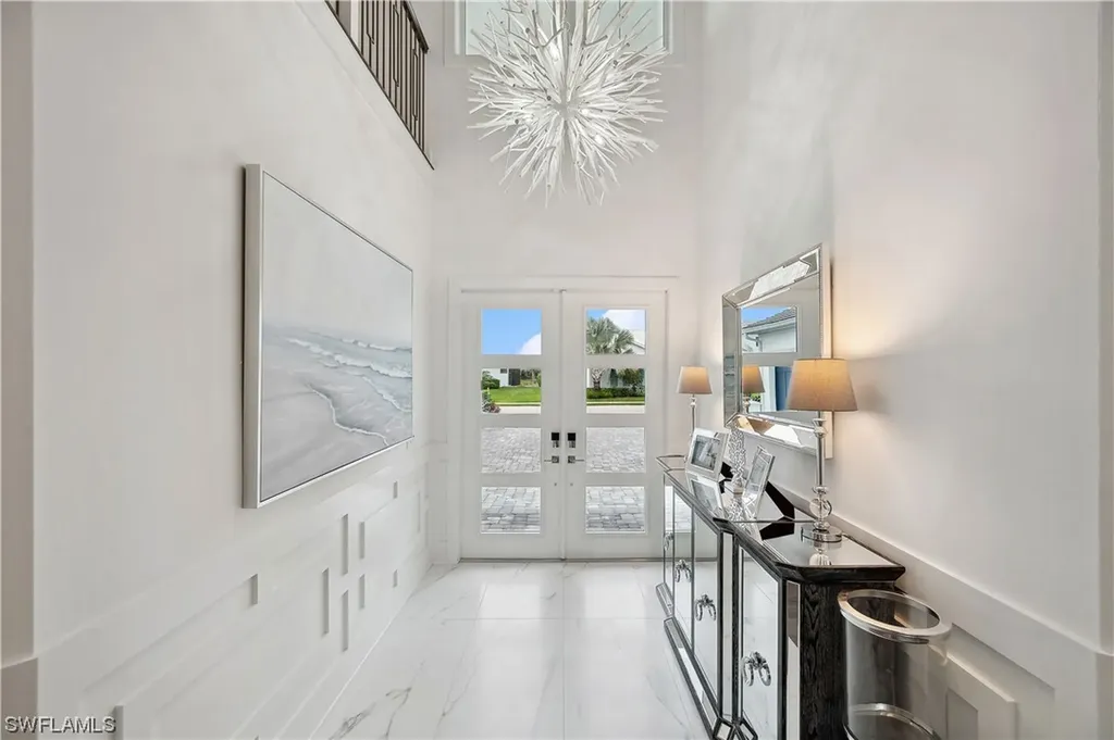8955 Redonda Drive Naples FL 34114