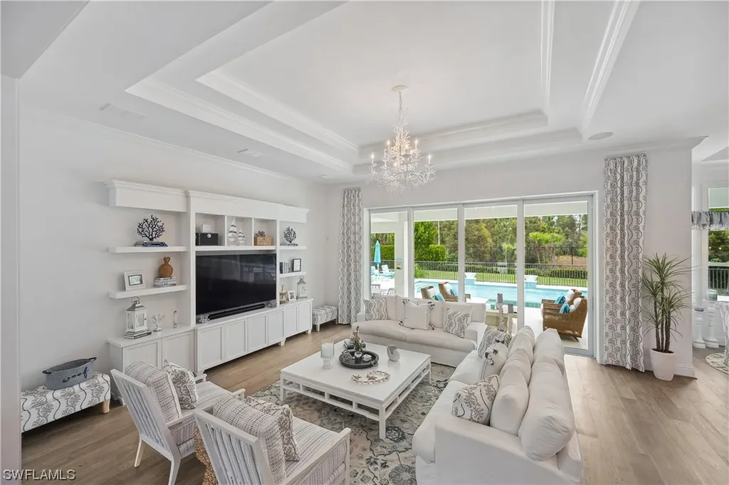 8955 Redonda Drive Naples FL 34114