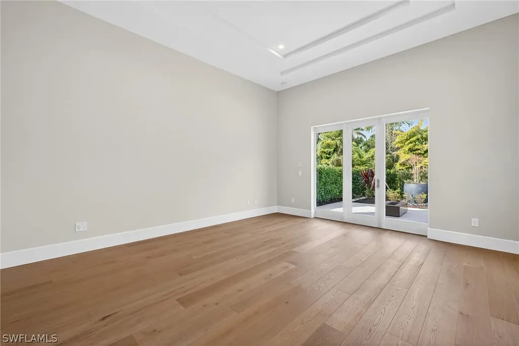 2055 Cambridge Park Drive Naples FL 34109