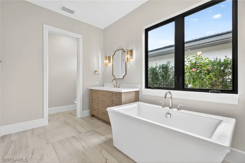 2055 Cambridge Park Drive Naples FL 34109