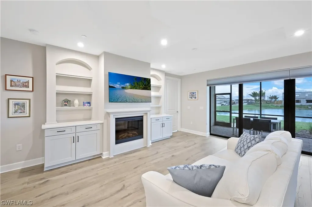 15261 Zeno Way Naples FL 34114