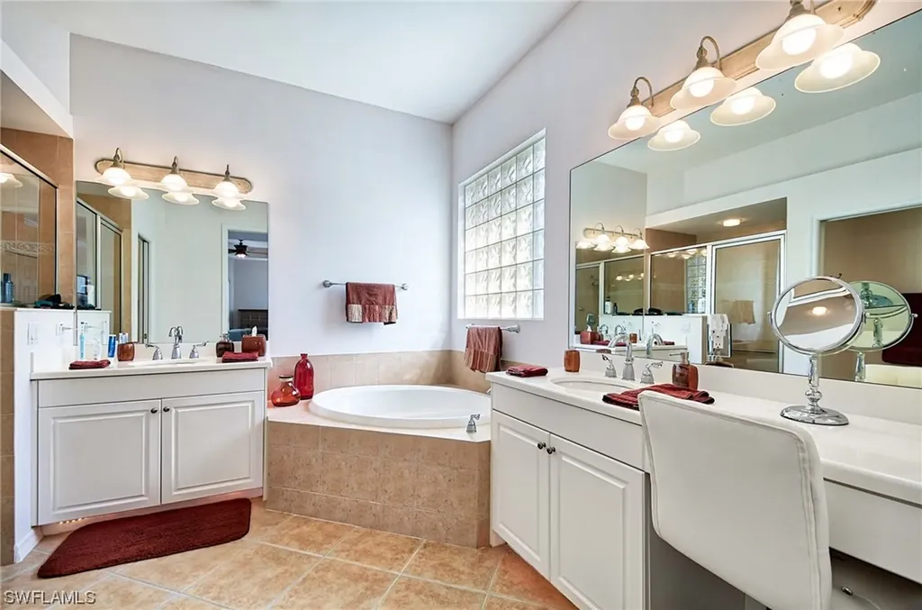 3645 Grand Cypress Drive Naples FL 34119