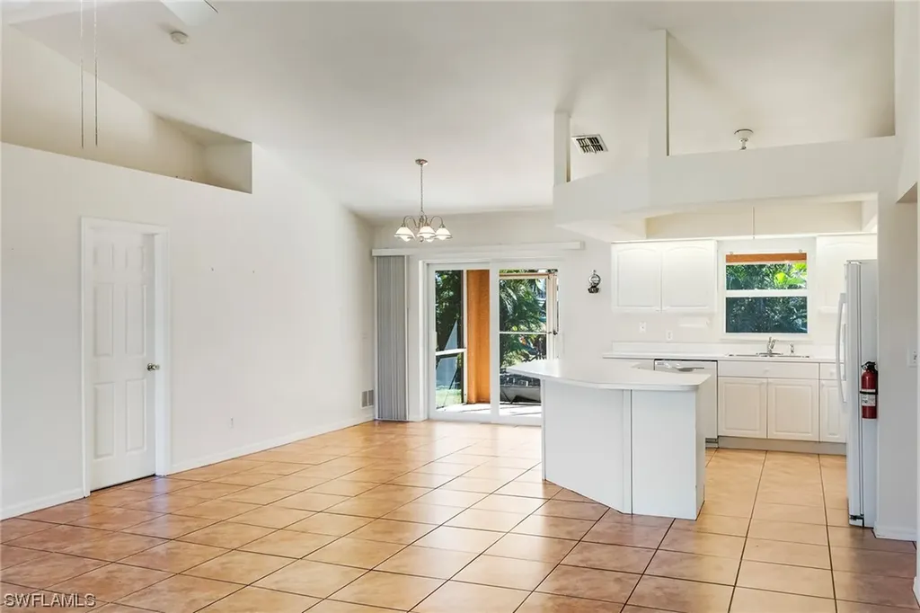 1108 NE 15th Street Cape Coral FL 33909