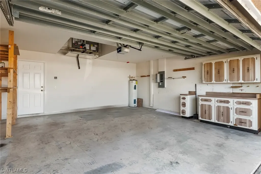 1108 NE 15th Street Cape Coral FL 33909