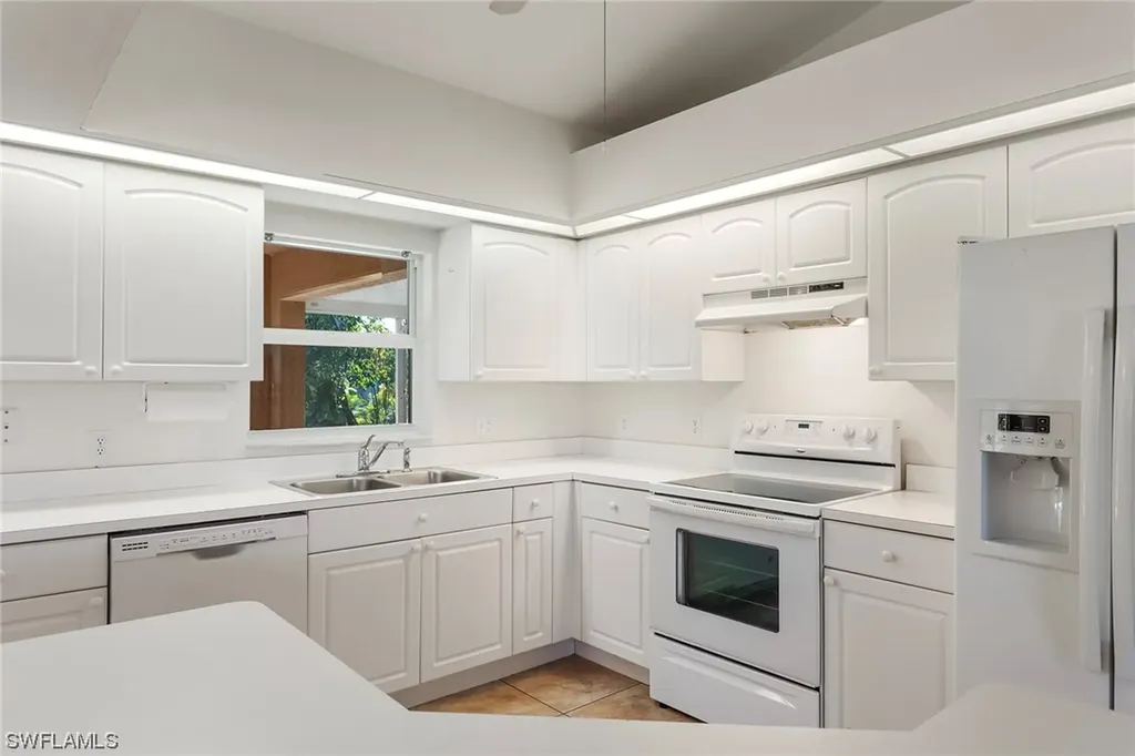 1108 NE 15th Street Cape Coral FL 33909