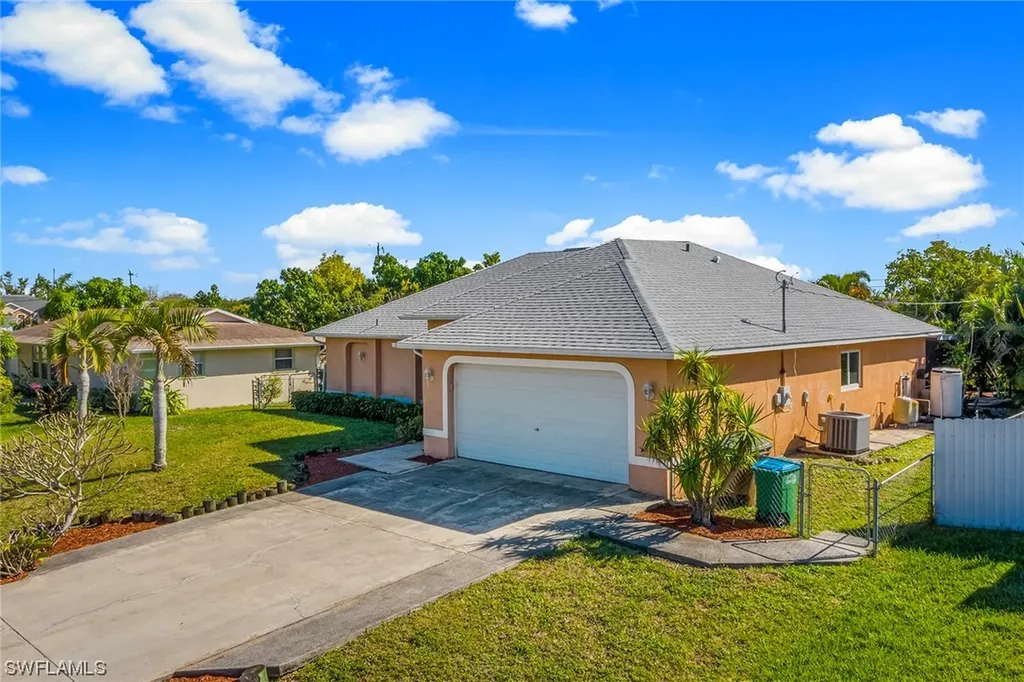 1108 NE 15th Street Cape Coral FL 33909