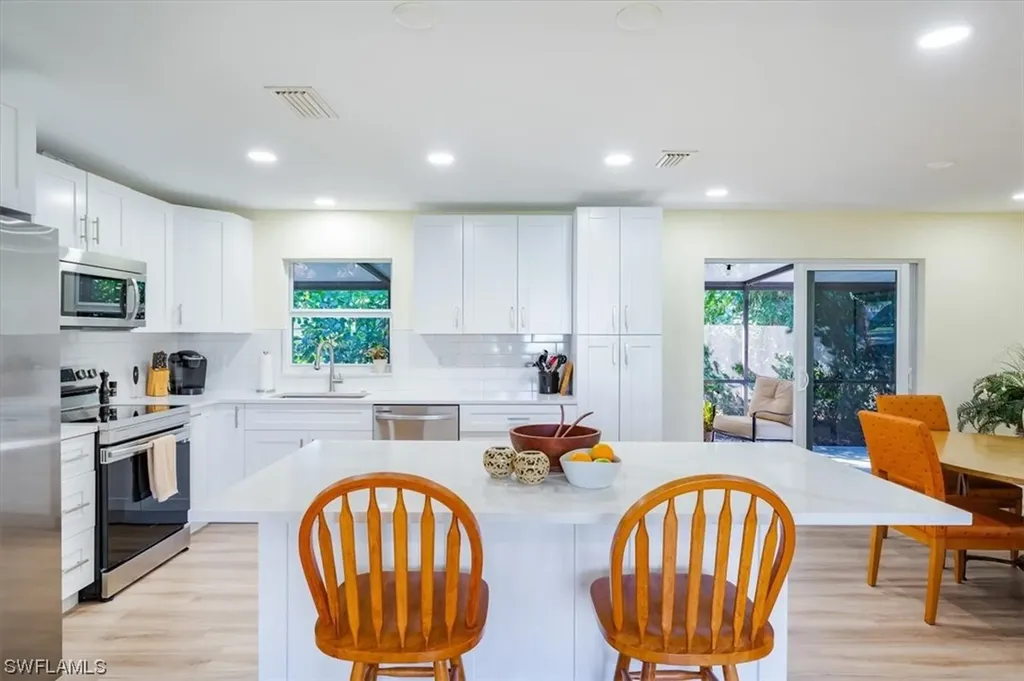 24 Crooked Lane Naples FL 34112