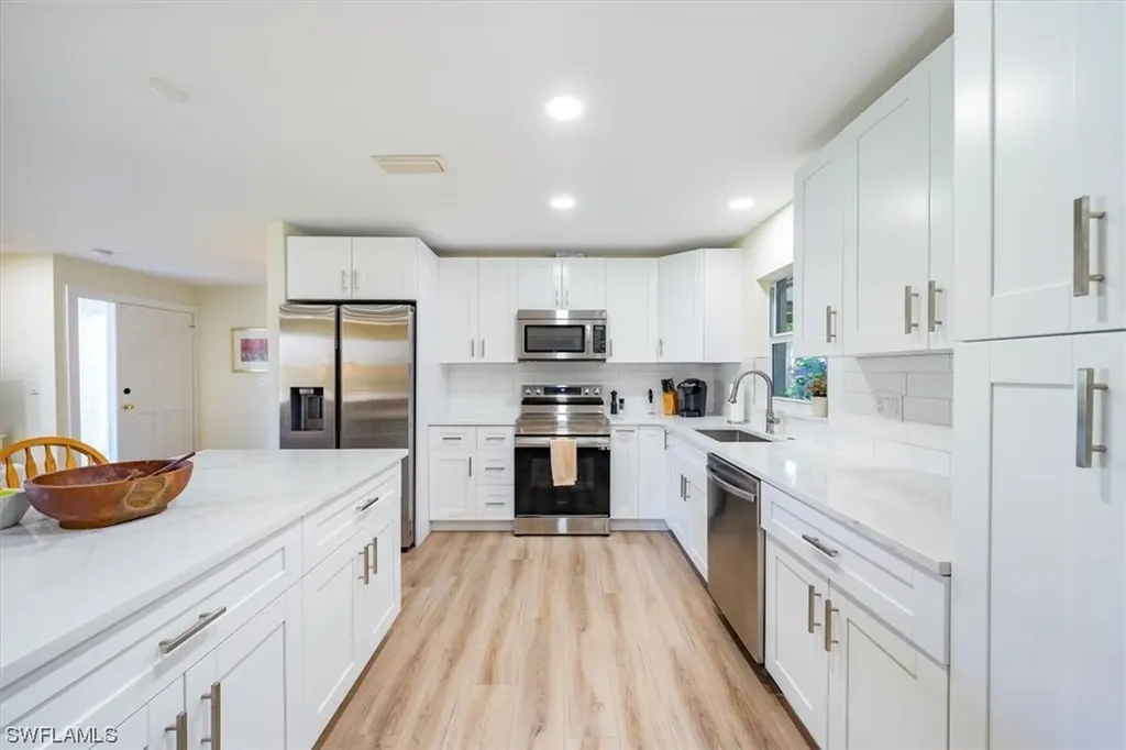 24 Crooked Lane Naples FL 34112