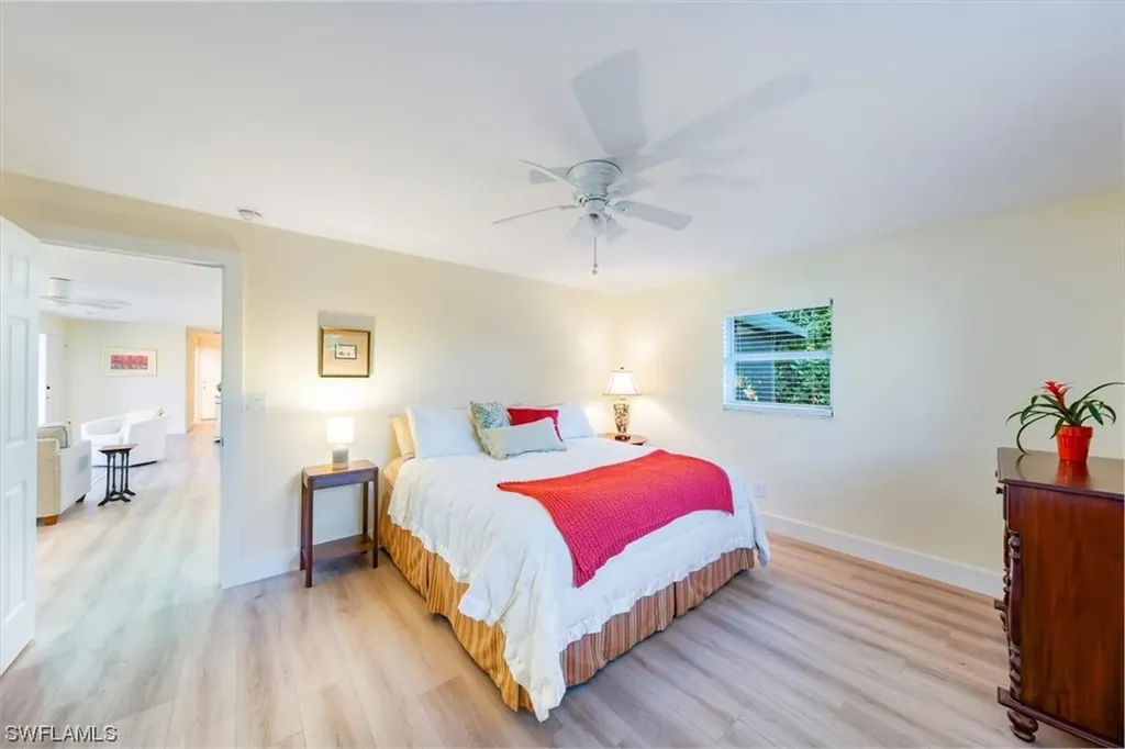 24 Crooked Lane Naples FL 34112