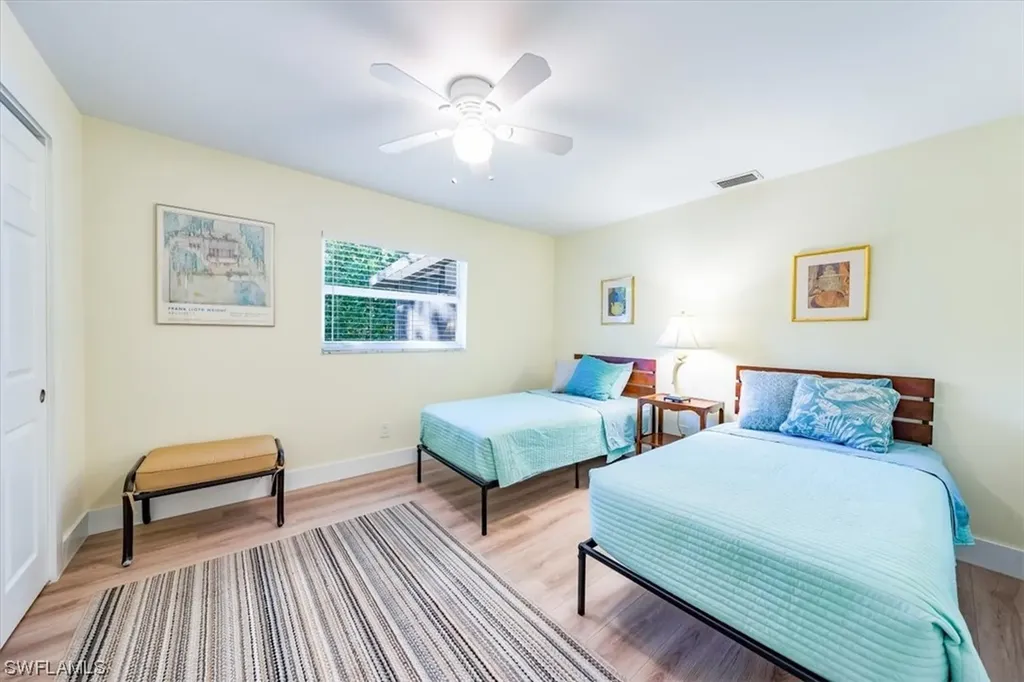24 Crooked Lane Naples FL 34112