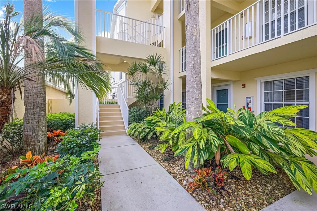 15475 Cedarwood Lane Naples FL 34110