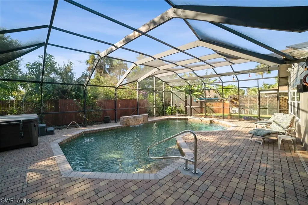 27800 Matheson Avenue Bonita Springs FL 34135