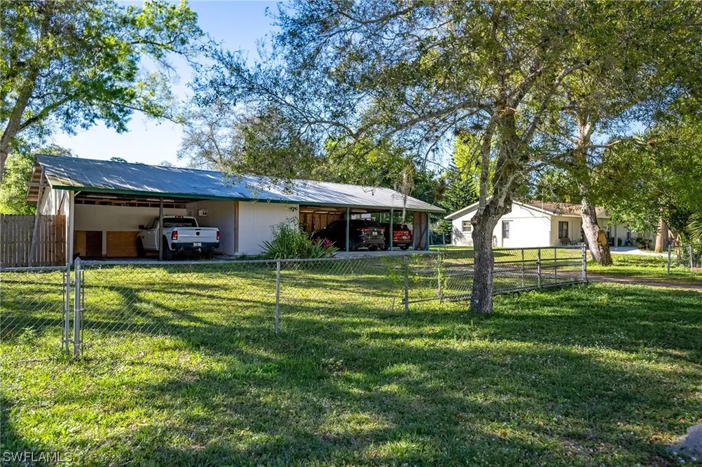 450 Christopher Court Labelle FL 33935