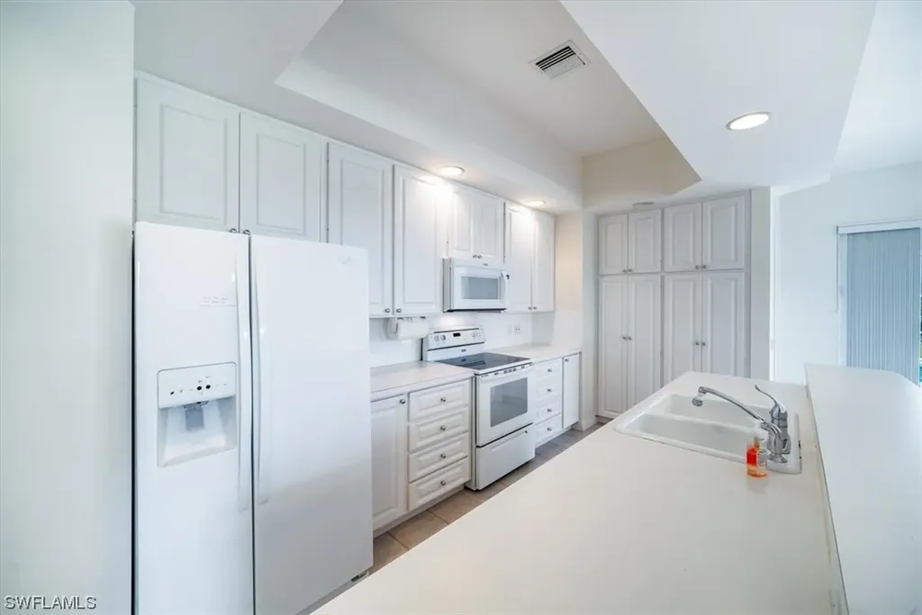 4708 Rio Poco Court Naples FL 34109