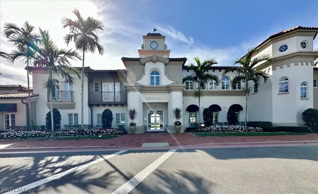4708 Rio Poco Court Naples FL 34109