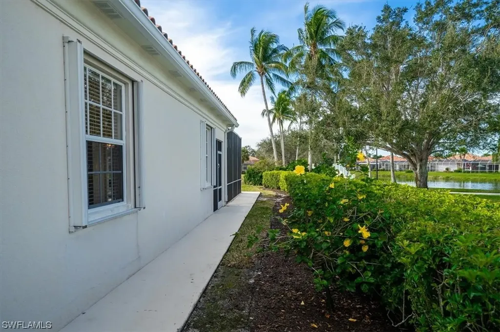 4708 Rio Poco Court Naples FL 34109