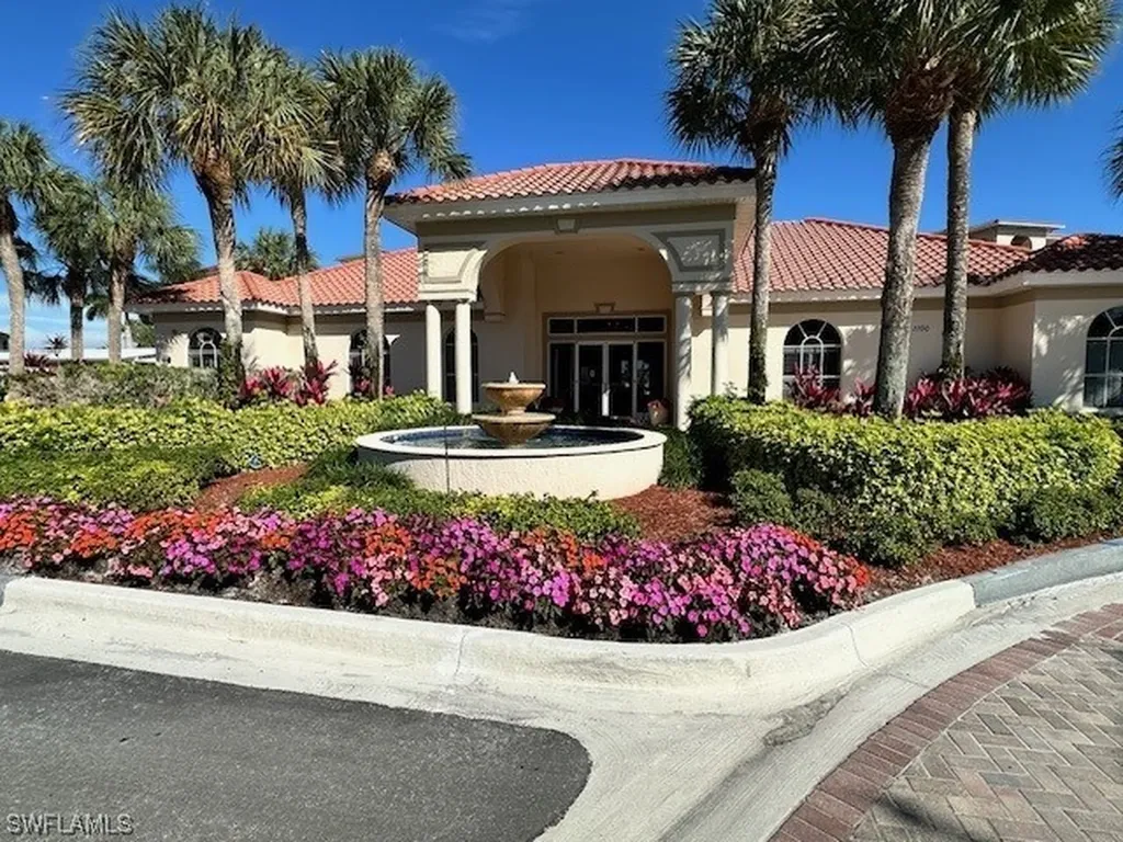 45 High Point Circle S Naples FL 34103