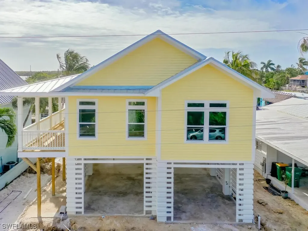 542 Coconut Avenue Goodland FL 34140